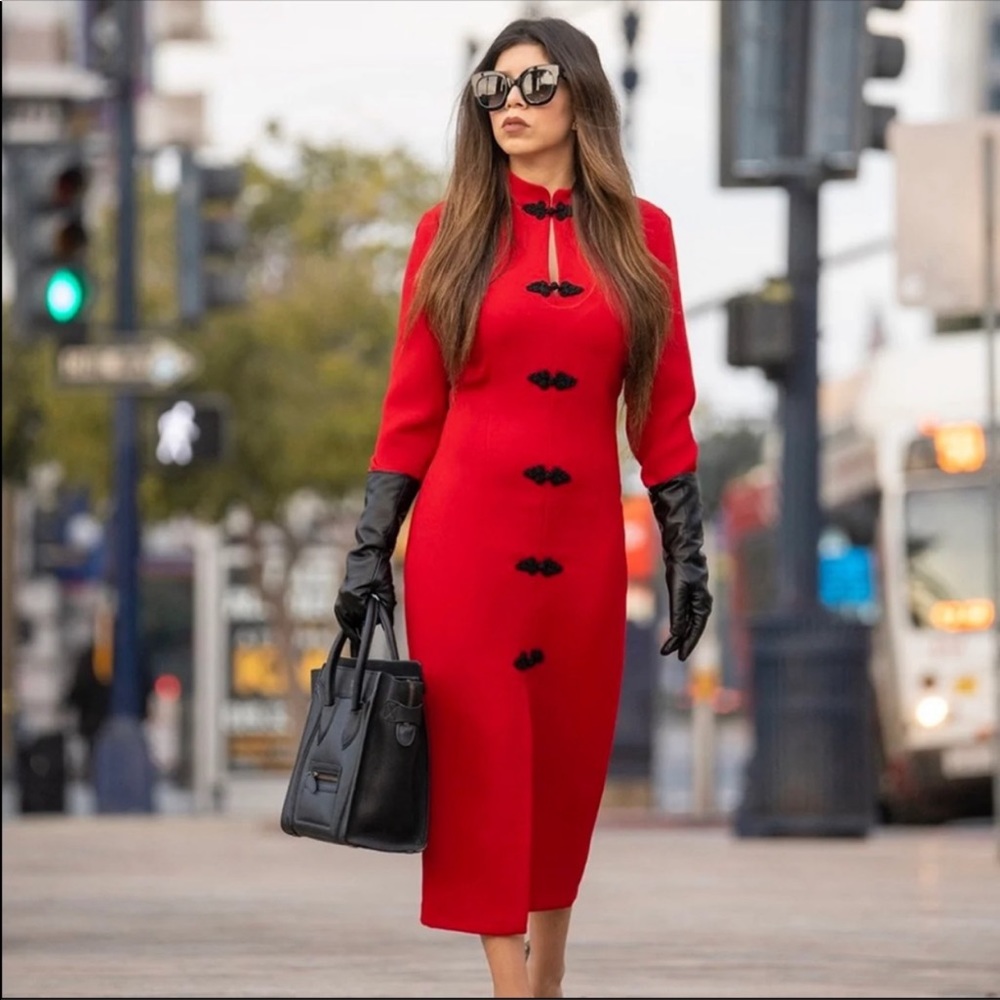 NWT Red MIDI Zara Dress with Black Toggles Size S